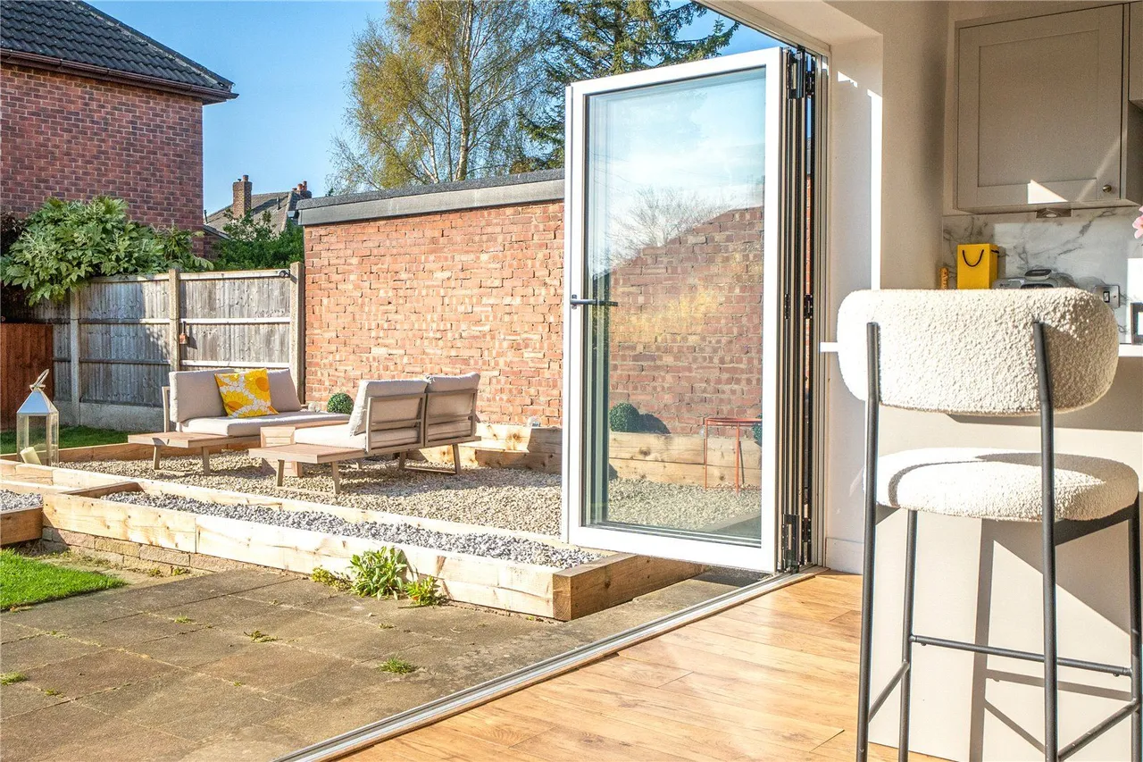 Lawefield Avenue, Rothwell, LS26, photo 10