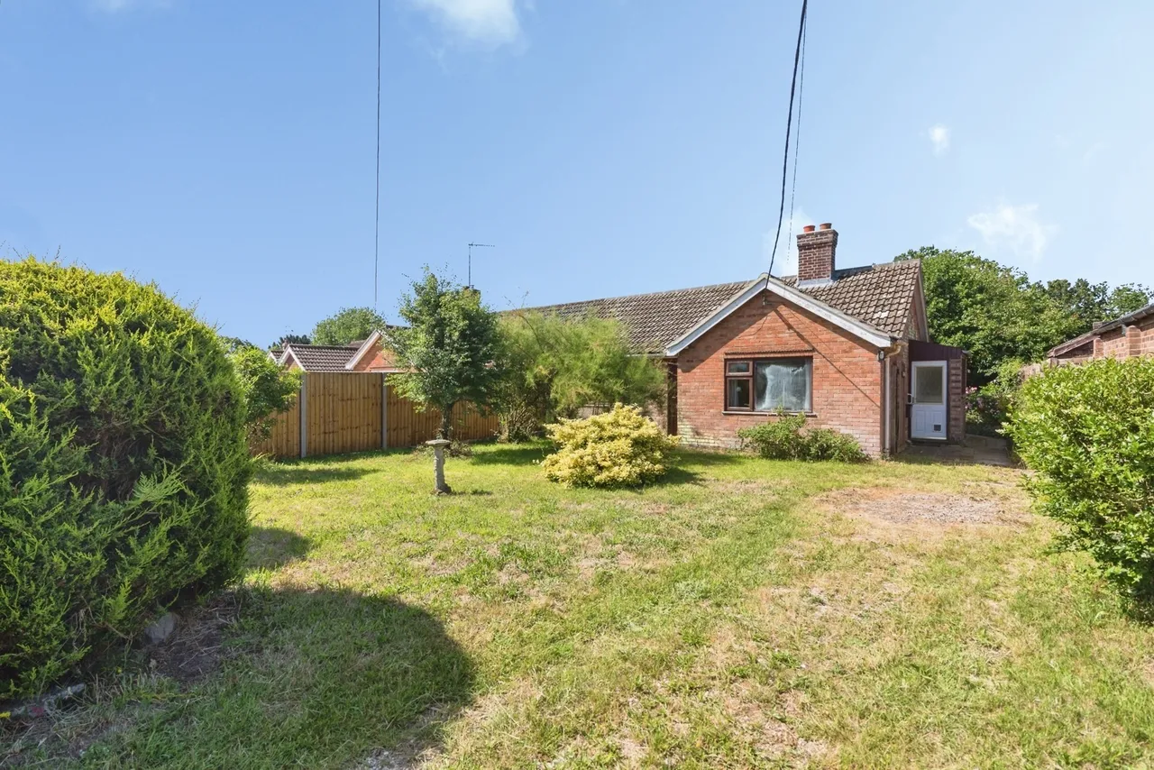 2 bed house for sale — Rectory Road, Haddiscoe, Norwich, Norfolk, NR14