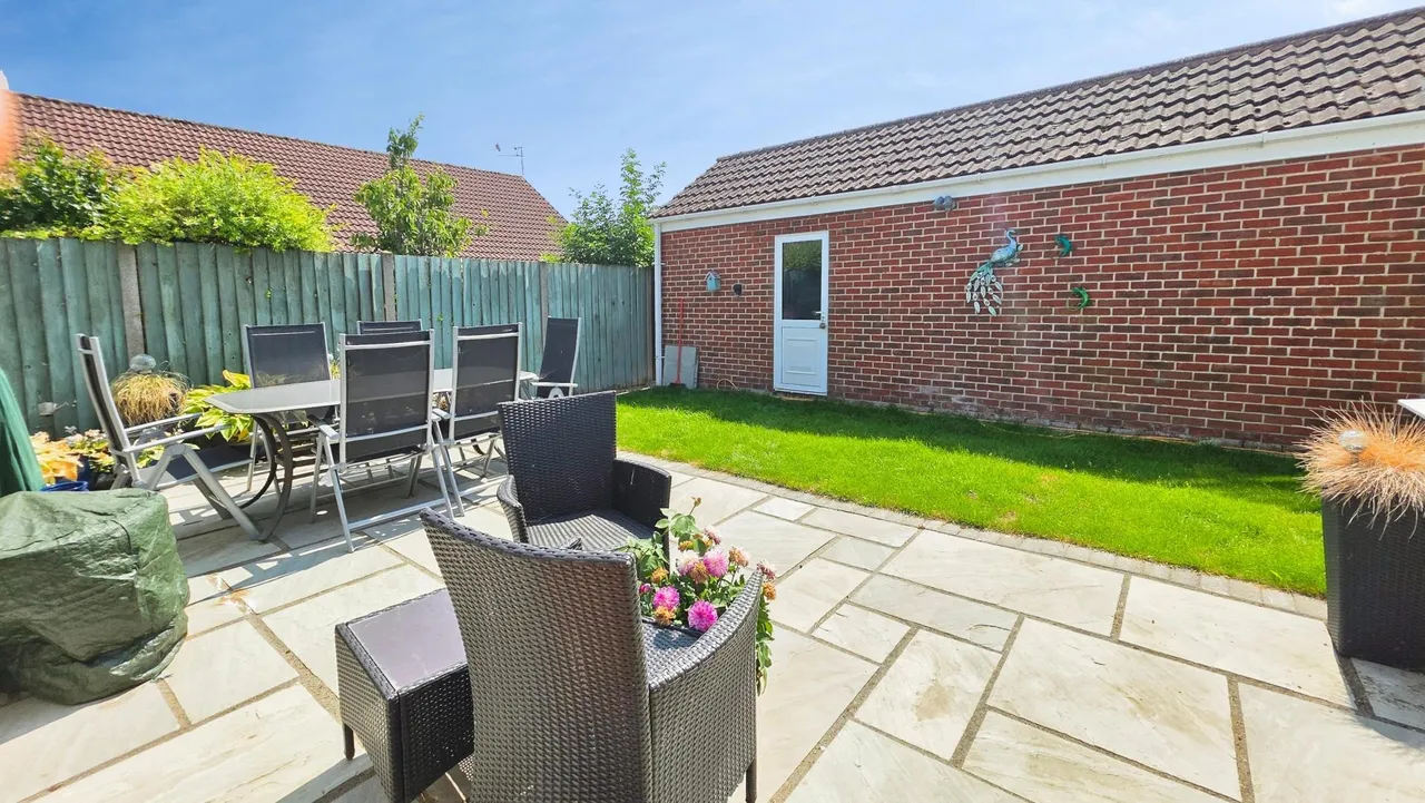 Hurn Close, Ruskington, NG34, photo 4