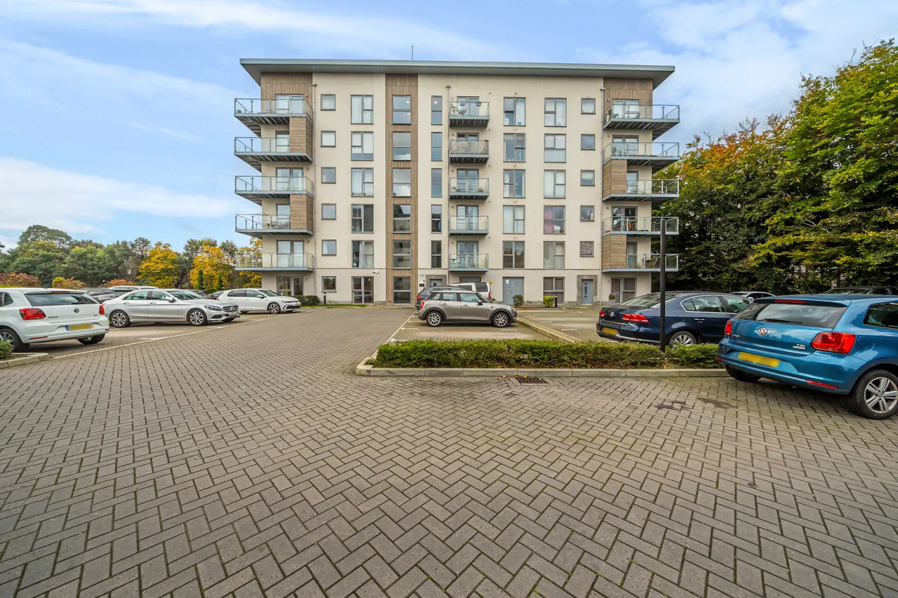 2 bed flat to rent, Wallingford Way, Maidenhead, SL6