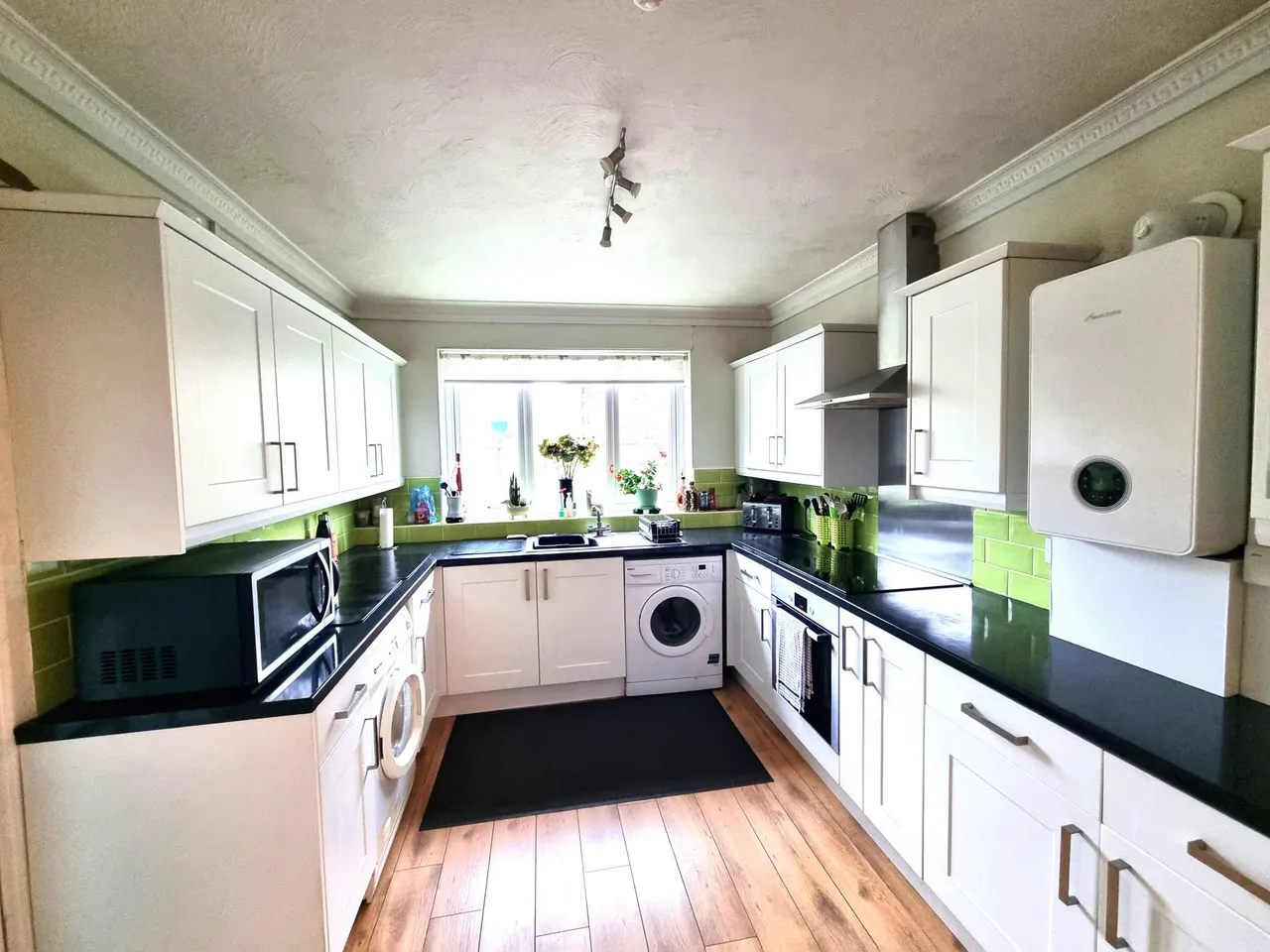 New Road, Ammanford, SA18, photo 6