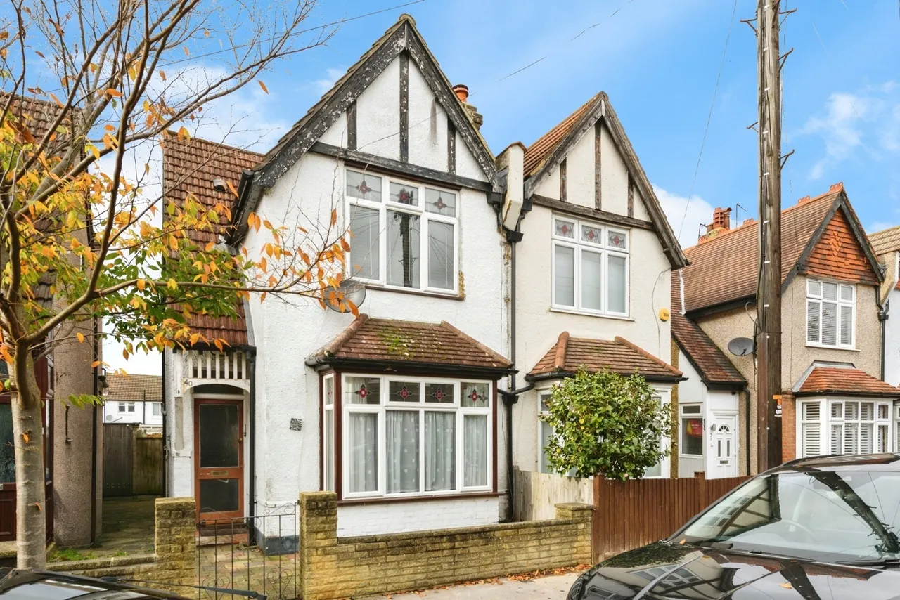 2 bed house for sale — Woodside Court Road, Croydon, CR0