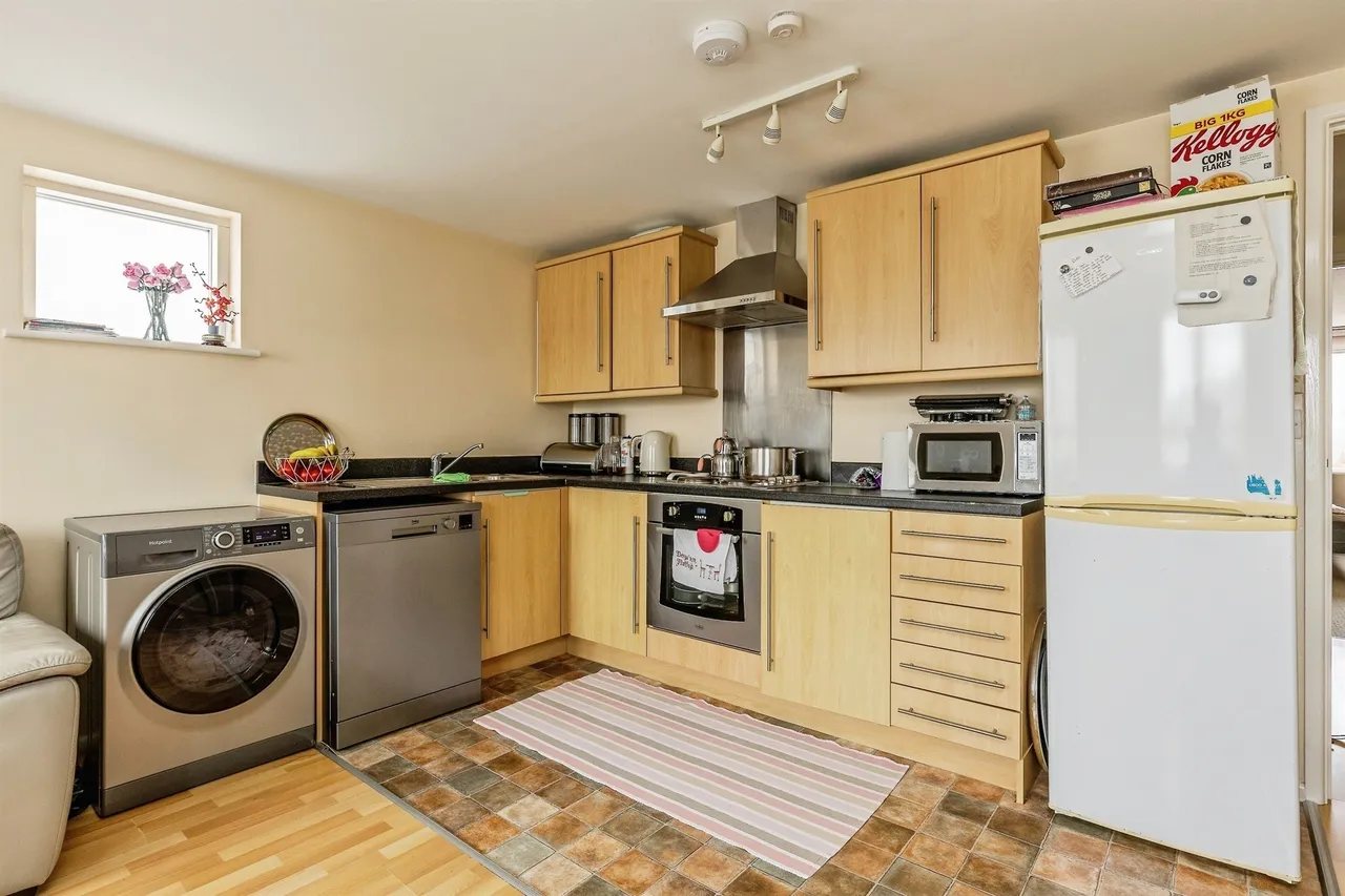 Avonmouth Road, Avonmouth, Bristol, photo 6