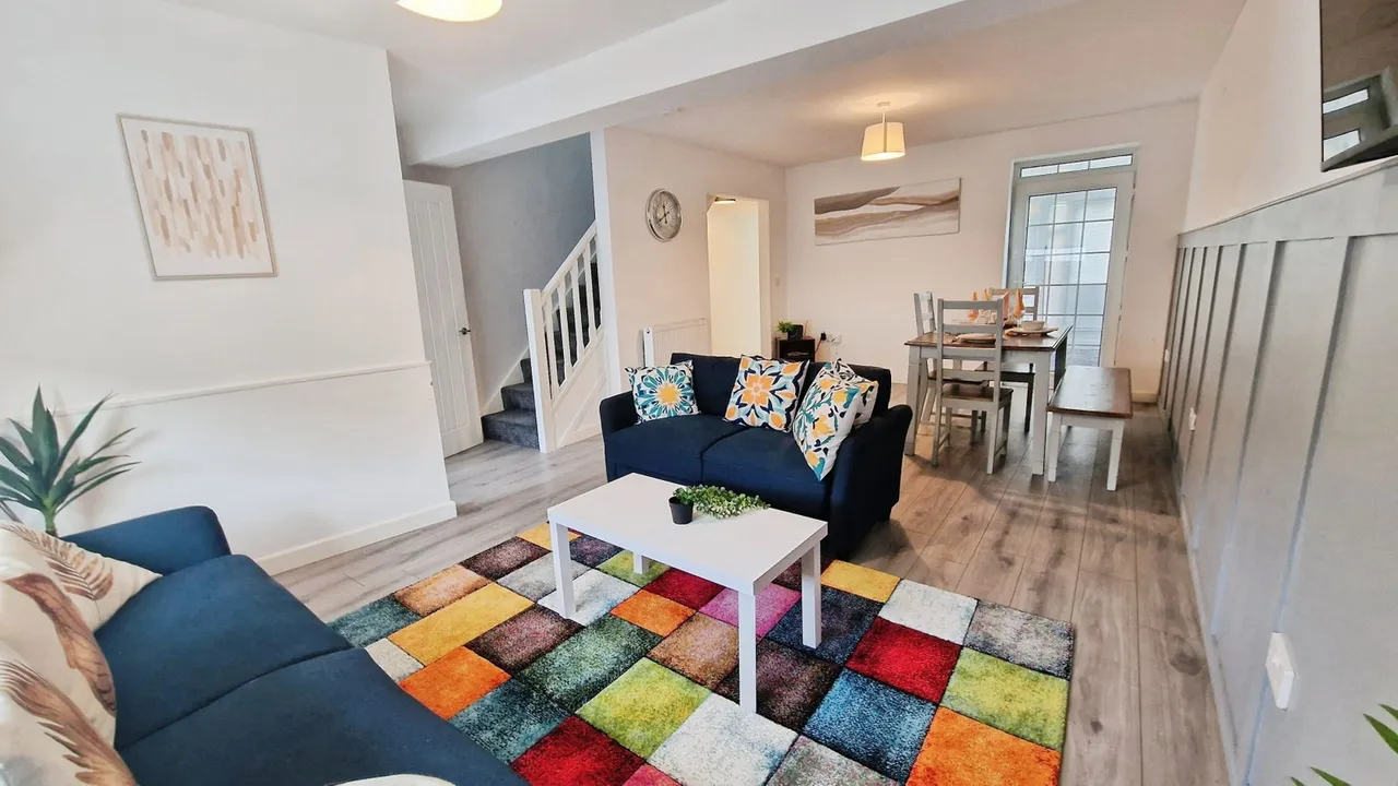High Street, Ogmore Vale, CF32, photo 2