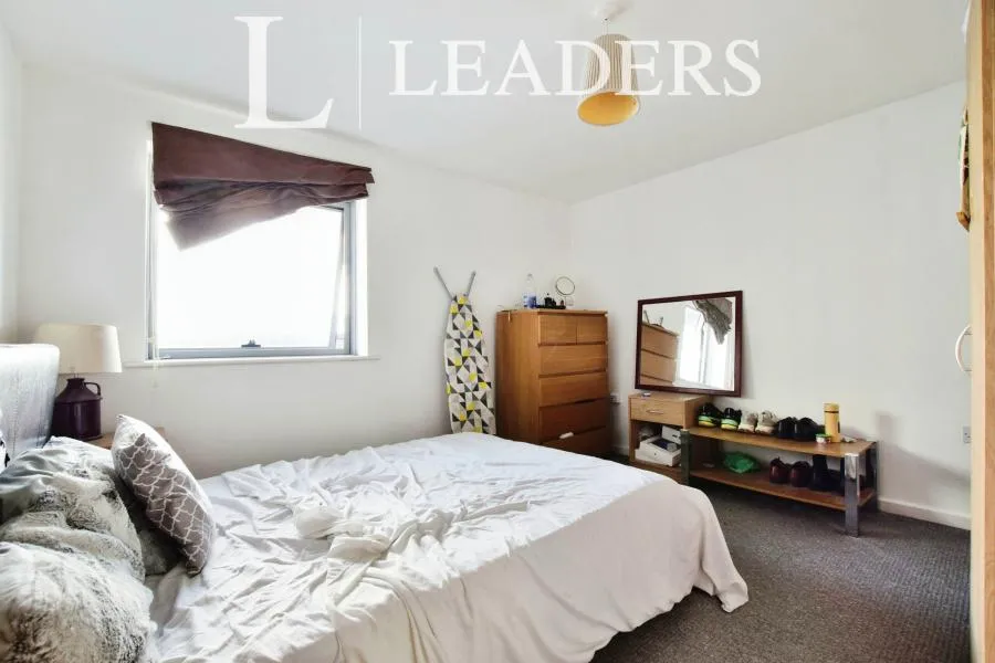 Elmira Way, Salford, M5, photo 8