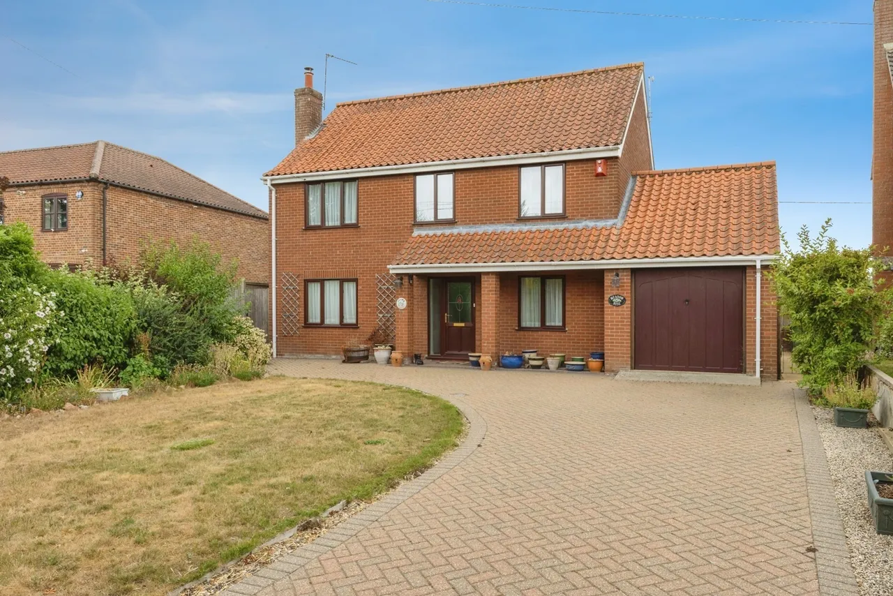 Shipdham Road, Carbrooke, Thetford, Norfolk, IP25, photo 32