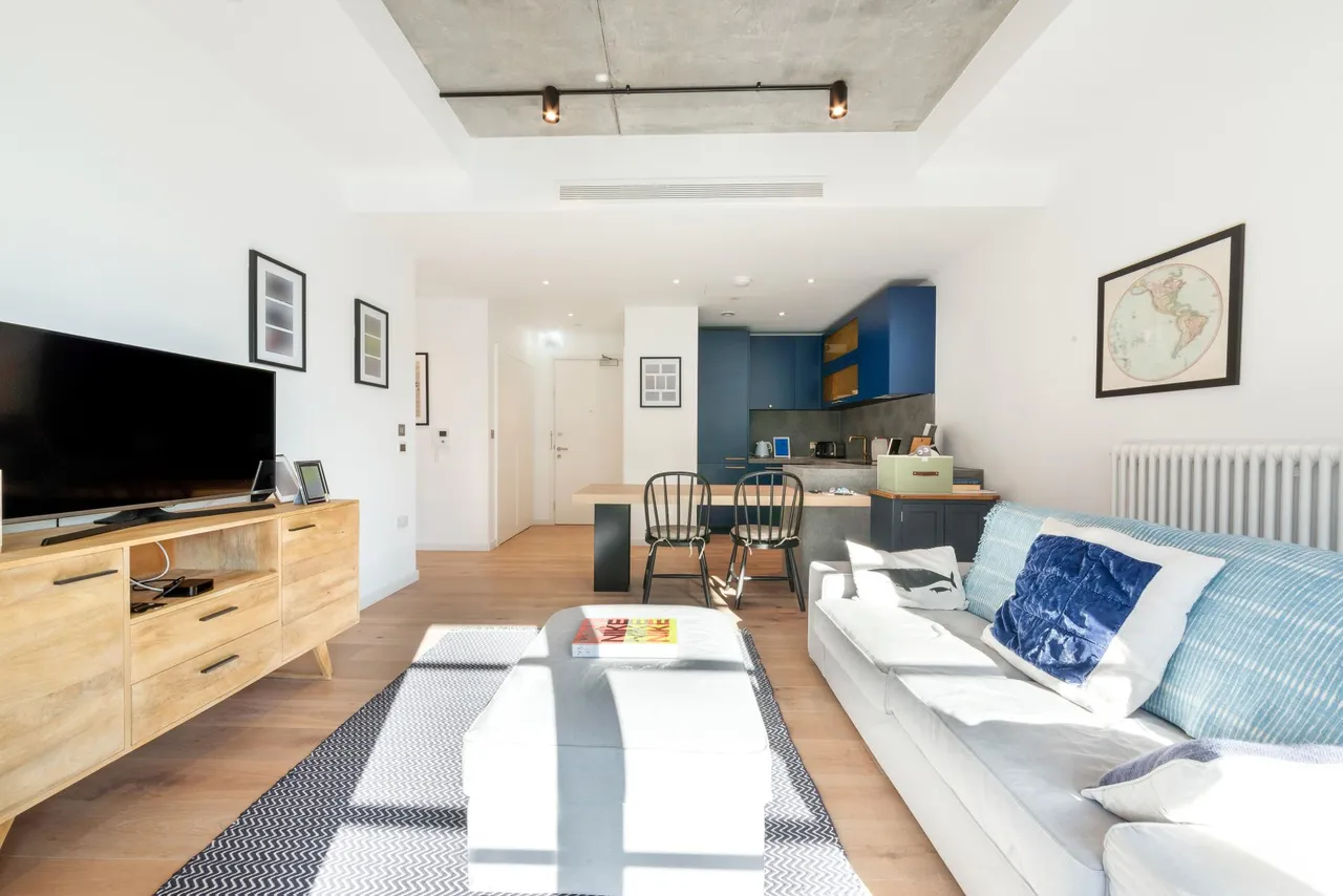 Orchard Place, E14, photo 5