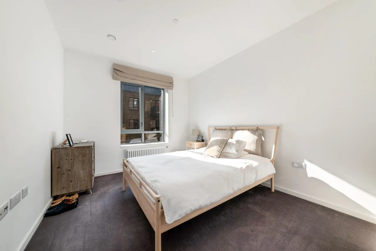 Orchard Place, E14, photo 9