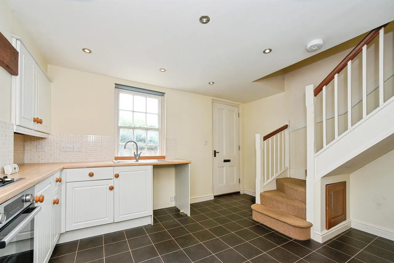 2 bed house for sale — Langley Road, Chippenham