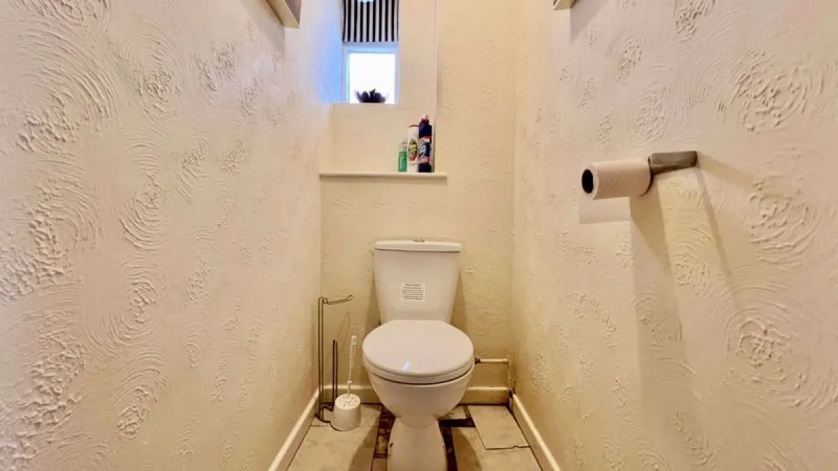 Clare Crescent, Bottesford, photo 19