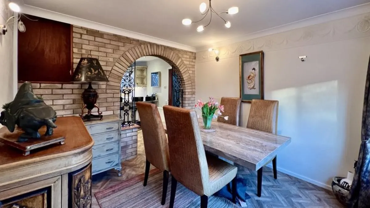 Clare Crescent, Bottesford, photo 6