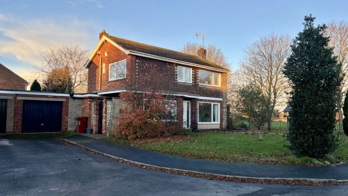 Clare Crescent, Bottesford, photo 21