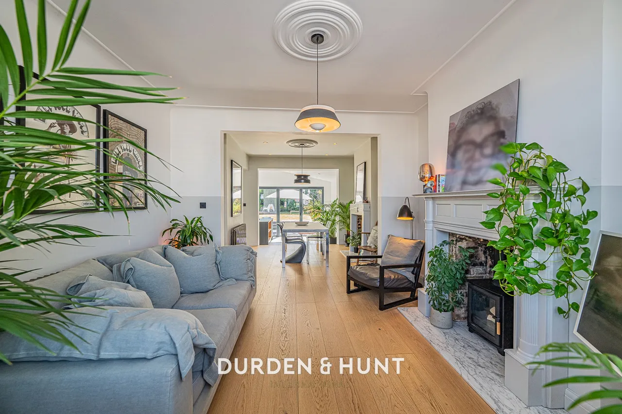 Oak Hill Close, Woodford Green, IG8, photo 4