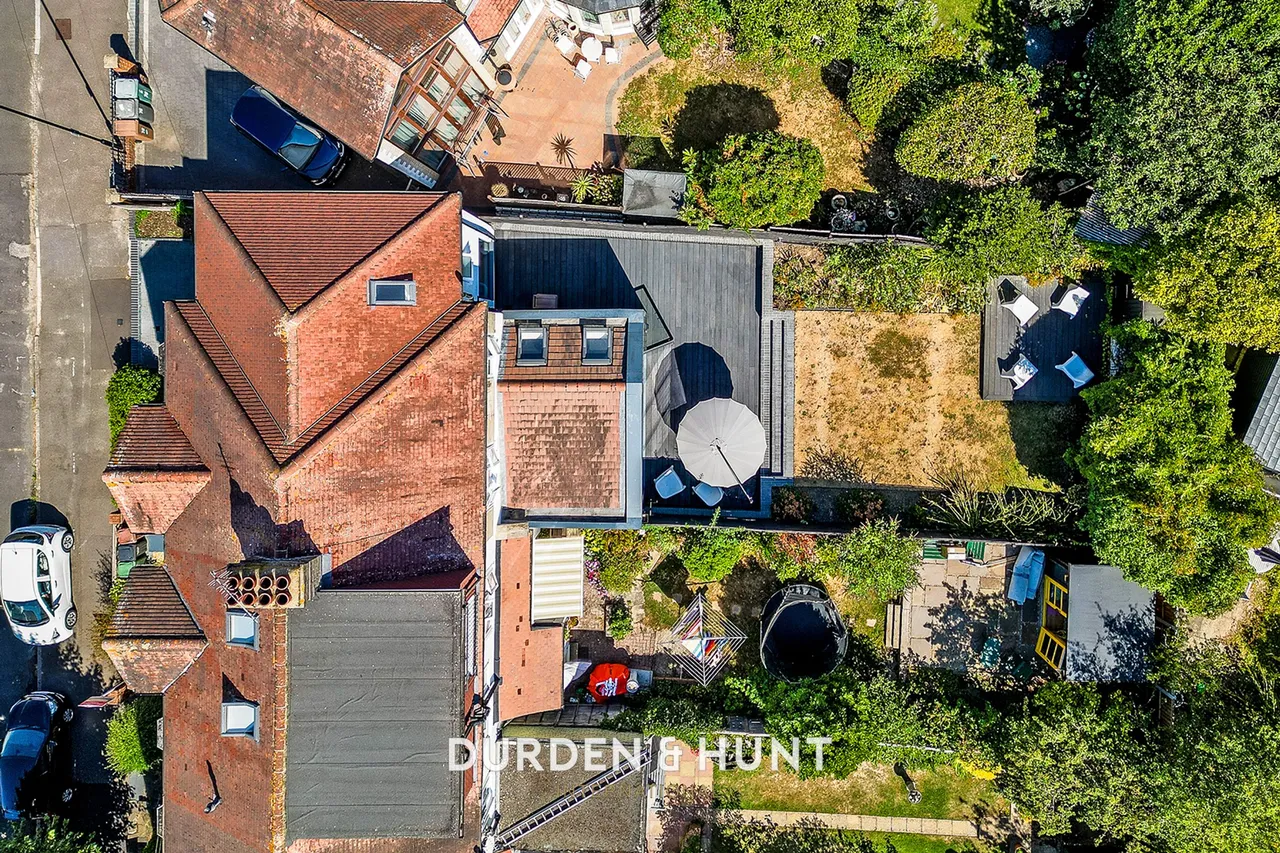 Oak Hill Close, Woodford Green, IG8, photo 37