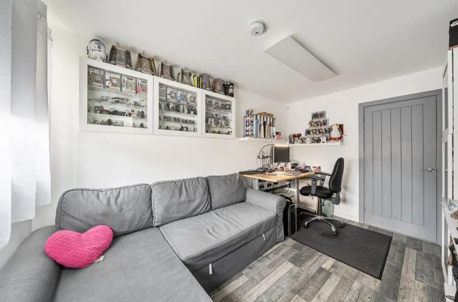 Vauxhall Way, Dunstable, LU6, photo 5