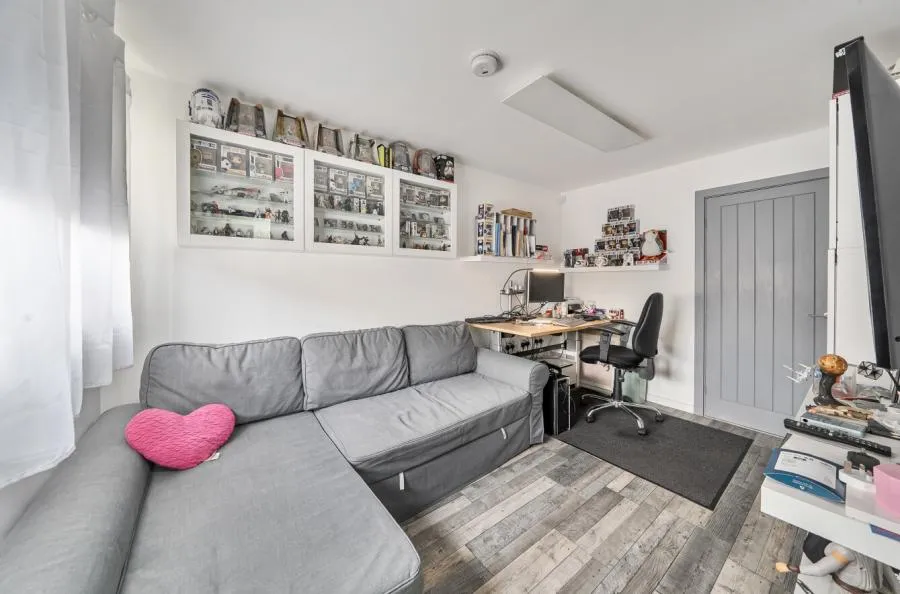 Vauxhall Way, Dunstable, LU6, photo 6