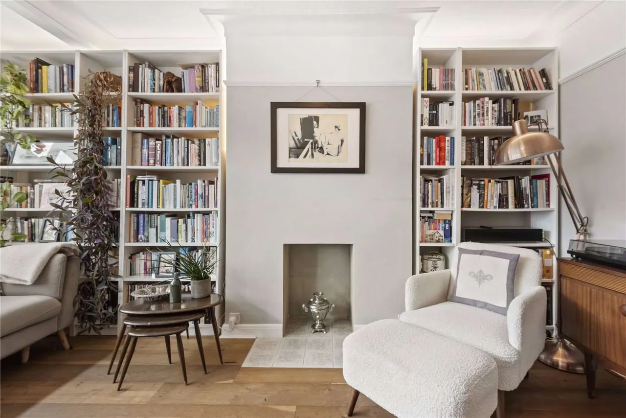 Aylward Road, Wimbledon, London, SW20 9AF, photo 2
