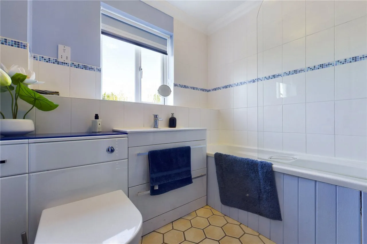 Mallard Way, Aldermaston, RG7, photo 9