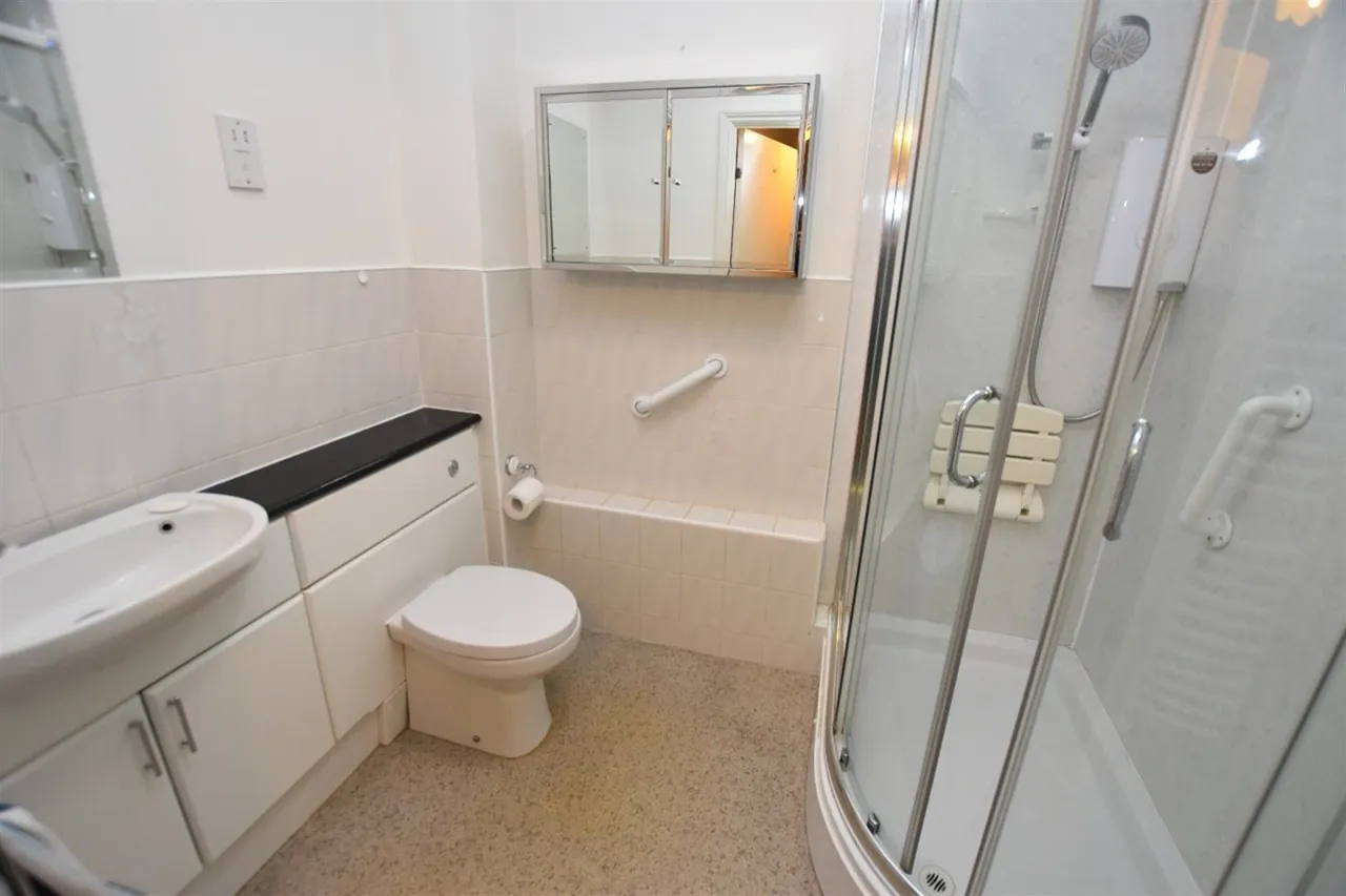 Roberts Court Baddow Road, Chelmsford, CM2, photo 10