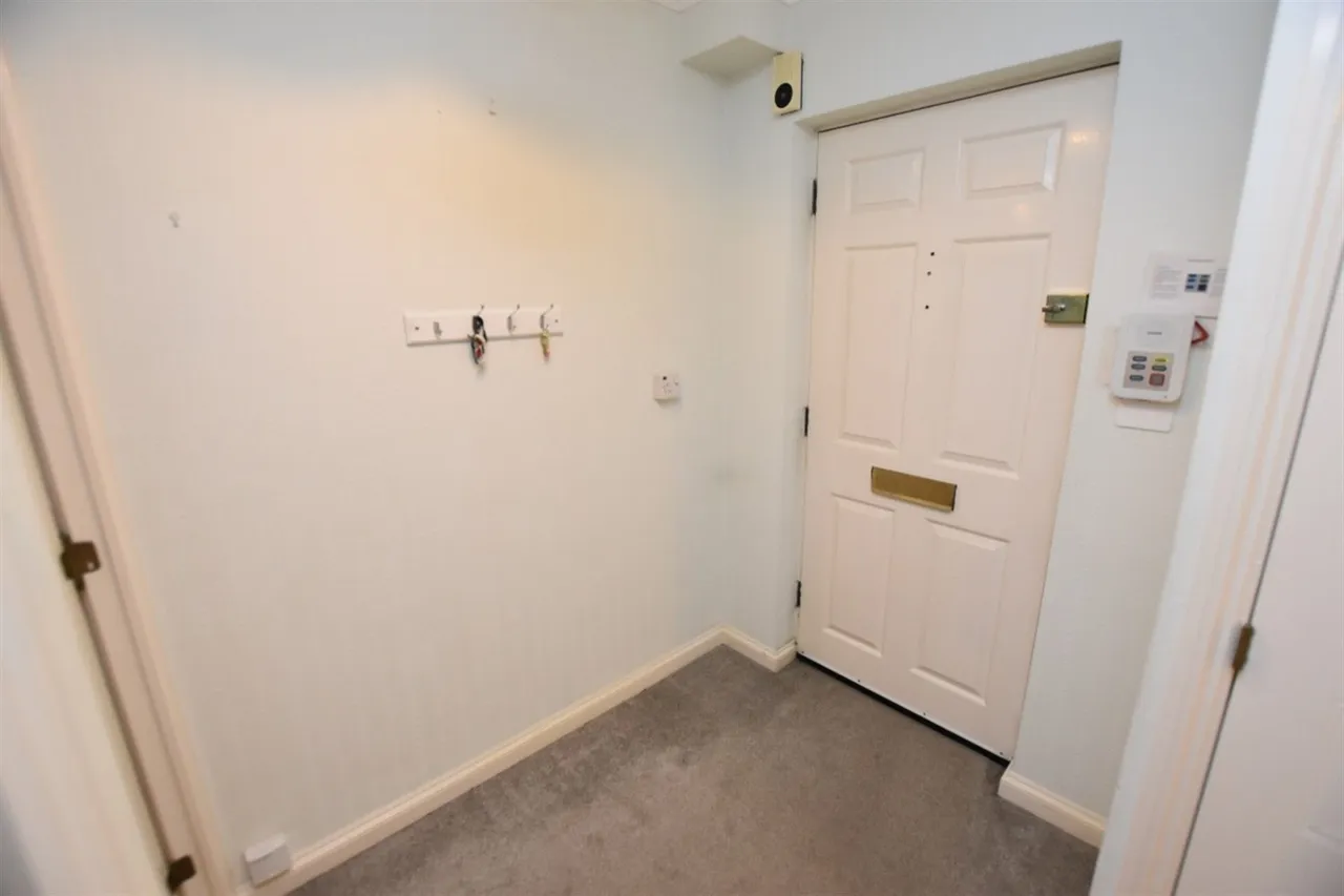 Roberts Court Baddow Road, Chelmsford, CM2, photo 4