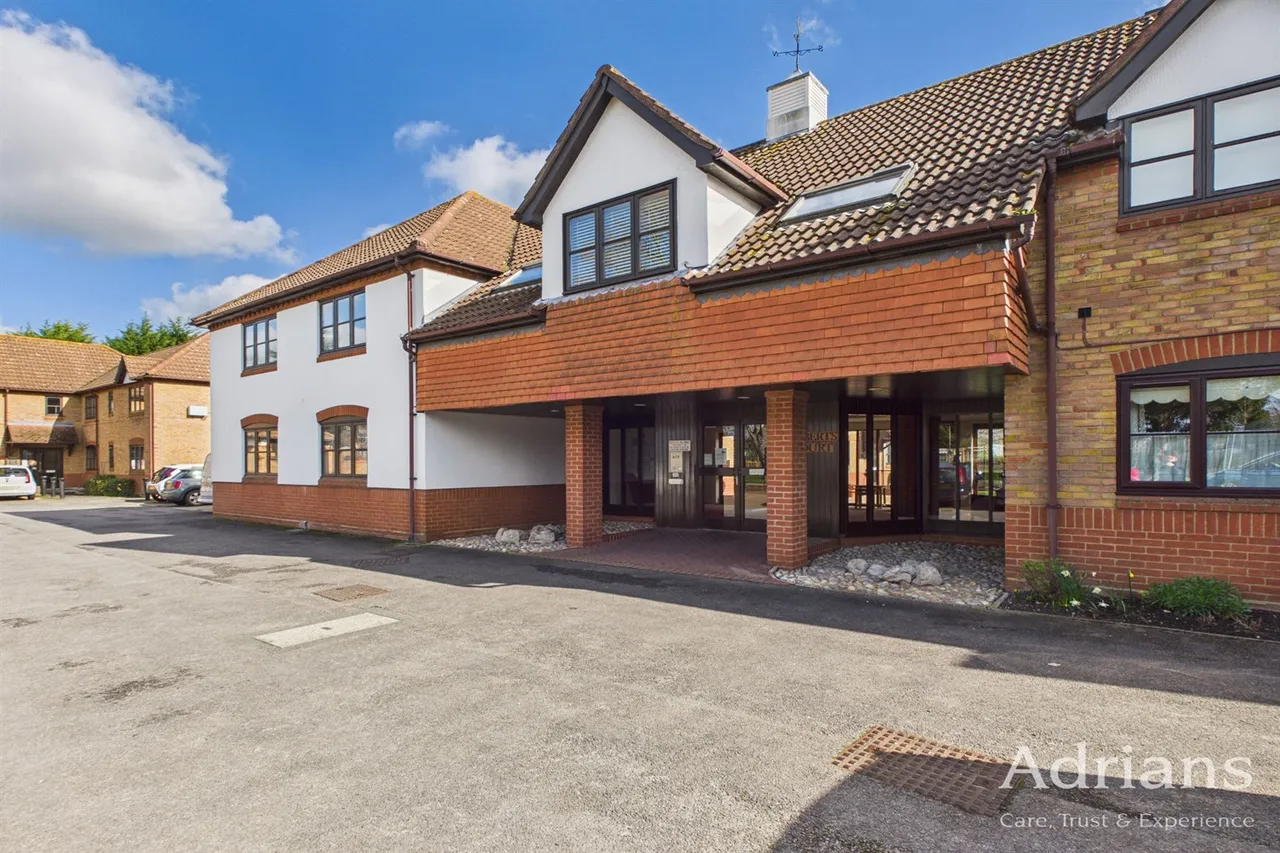 2 bed property for sale, Roberts Court Baddow Road, Chelmsford, CM2