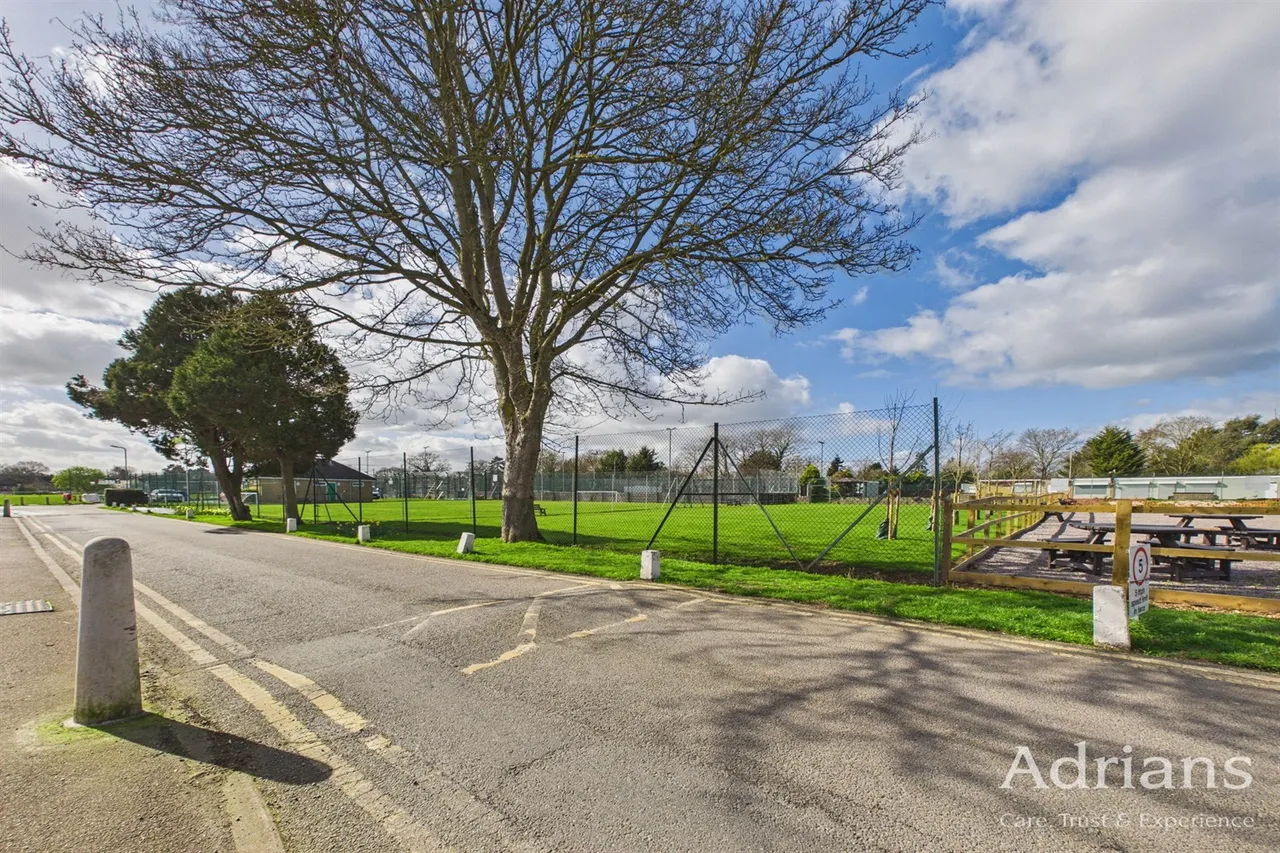 Roberts Court Baddow Road, Chelmsford, CM2, photo 11
