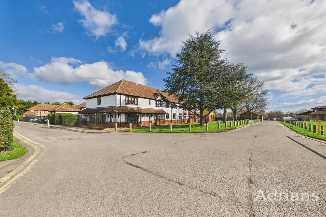 Roberts Court Baddow Road, Chelmsford, CM2, photo 14