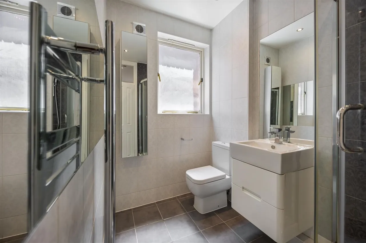 Broadhurst Gardens South Hampstead, London NW6 3QT, photo 12