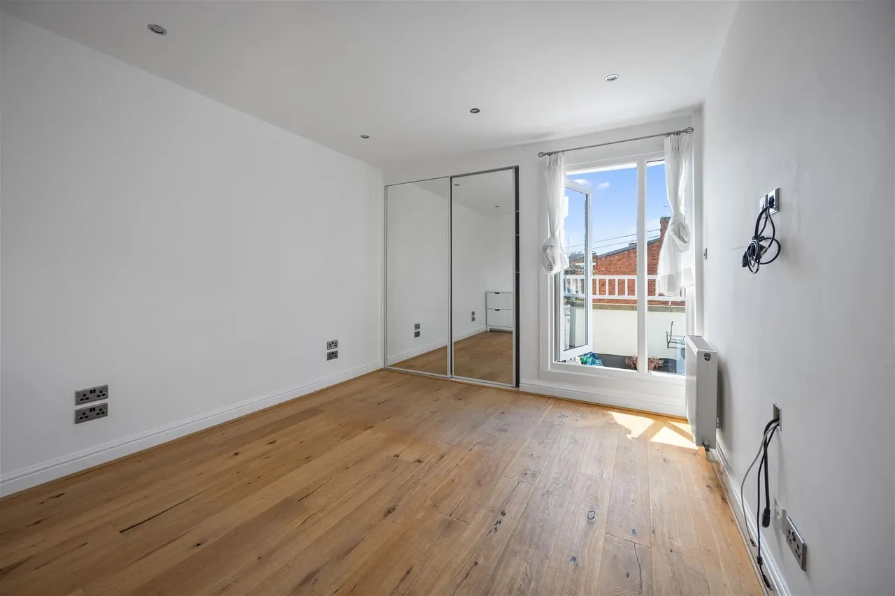Broadhurst Gardens South Hampstead, London NW6 3QT, photo 8