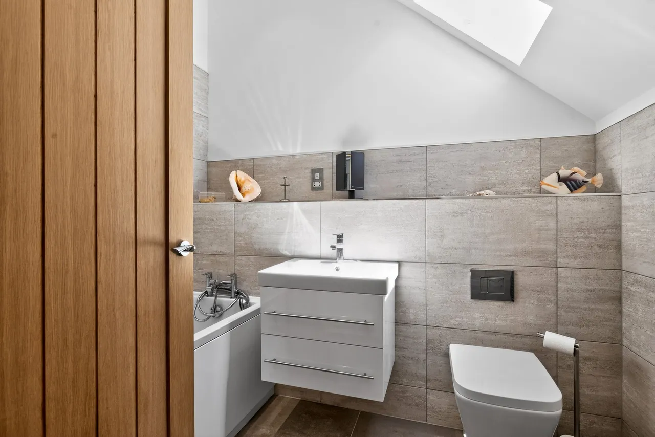The Orchard, Norton, WR11, photo 16