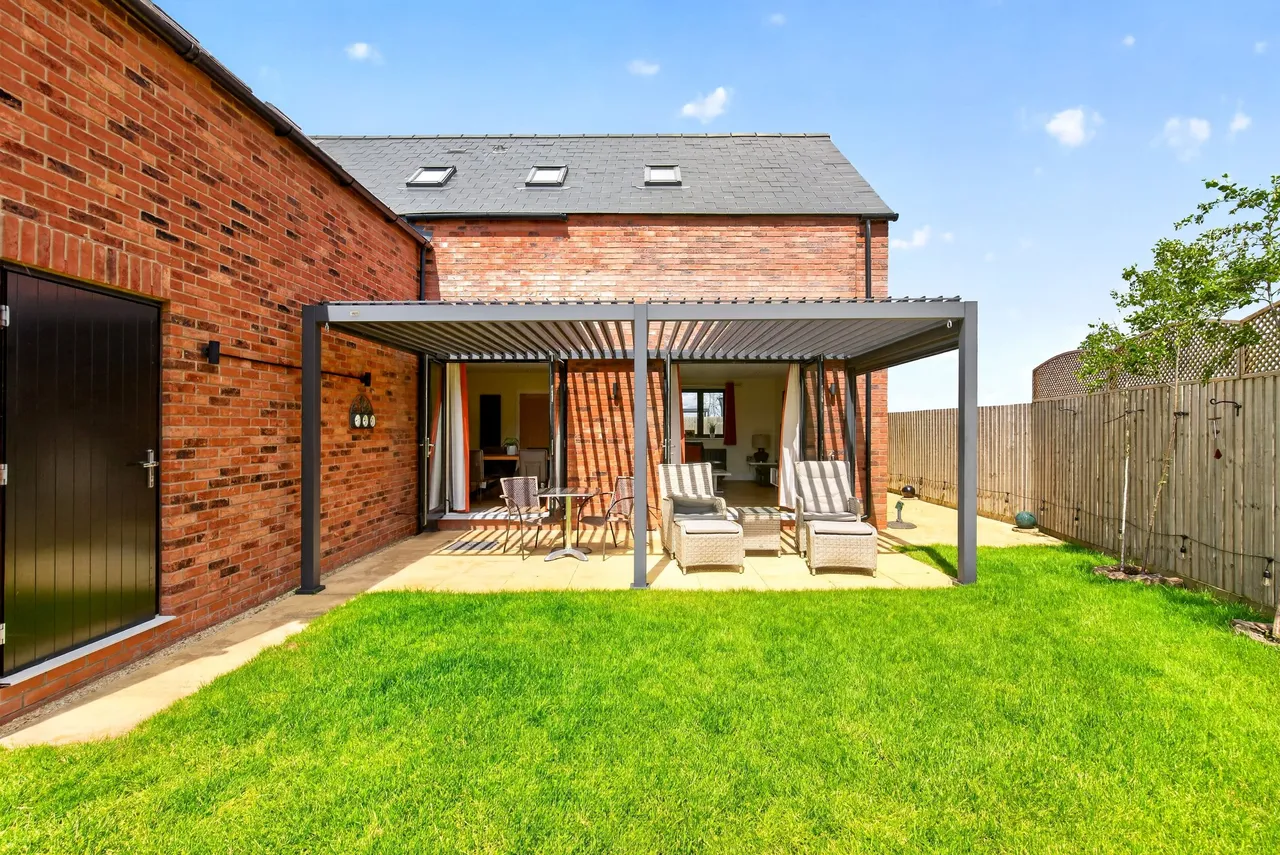The Orchard, Norton, WR11, photo 21