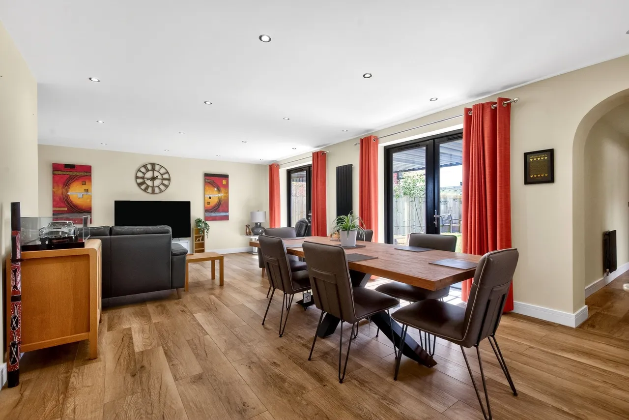 The Orchard, Norton, WR11, photo 6