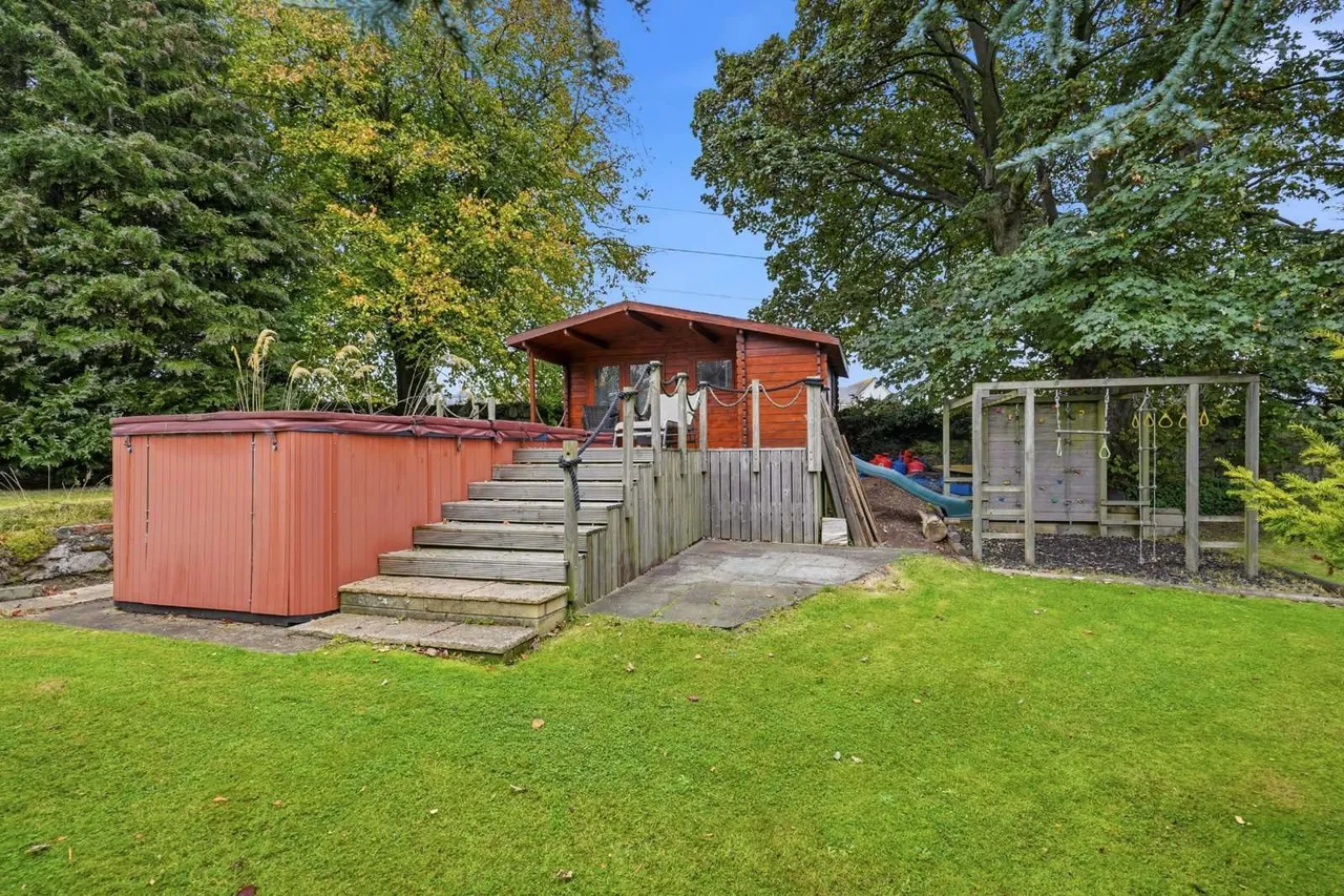 Frogston Road East, Edinburgh, EH17, photo 18