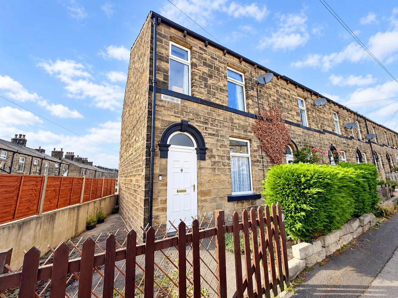 3 bed house for sale, Tufton Street, Silsden, BD20