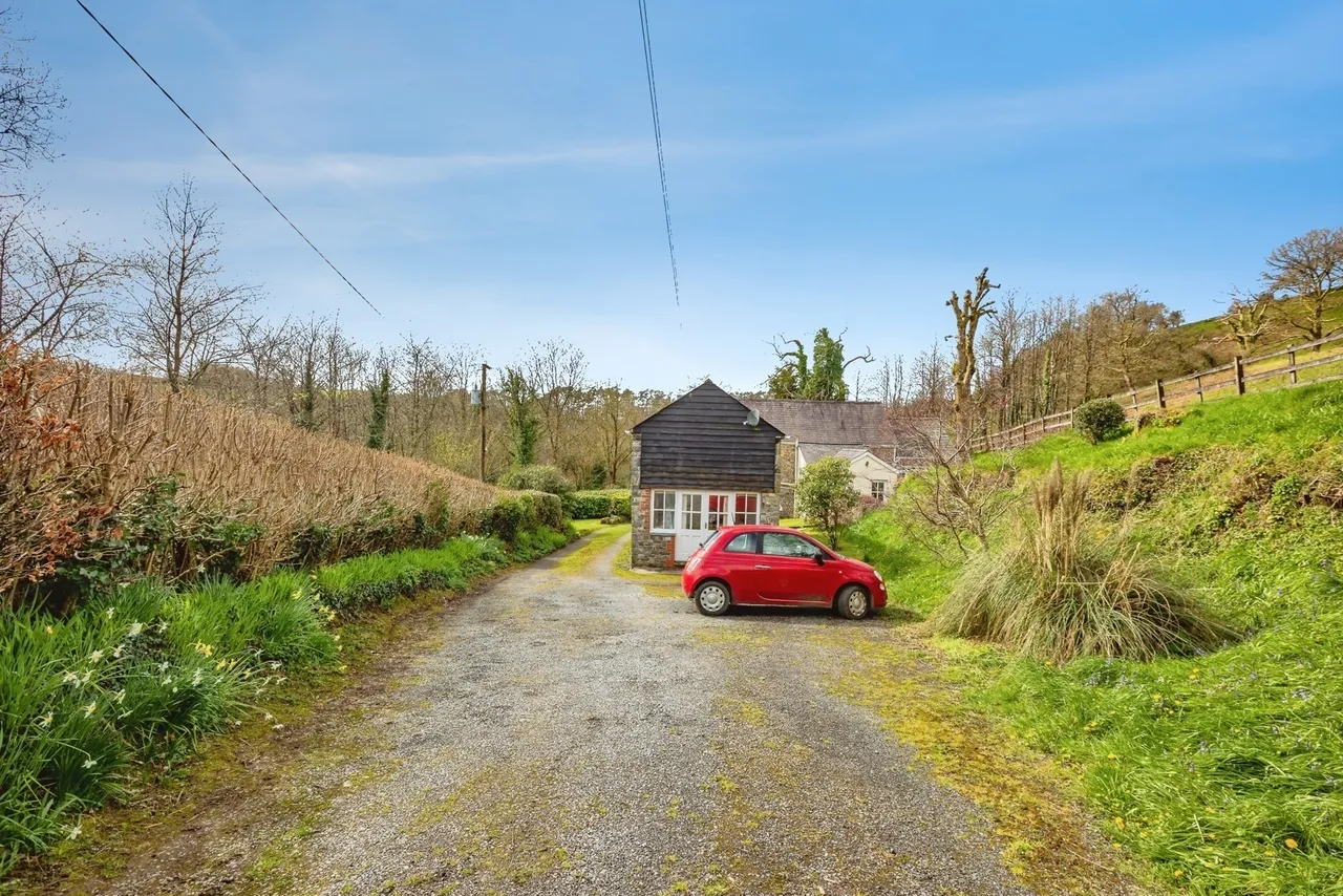 New Inn, Llandeilo, SA19, photo 25