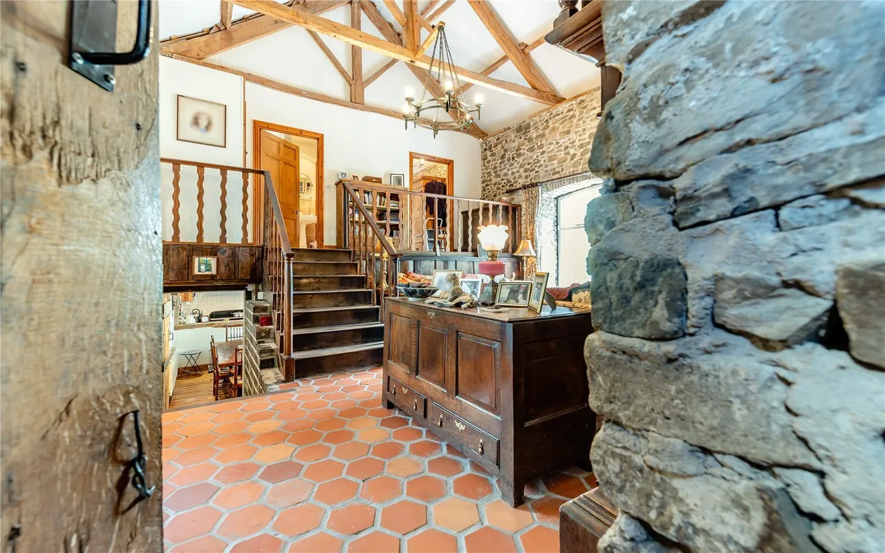 New Inn, Llandeilo, SA19, photo 5