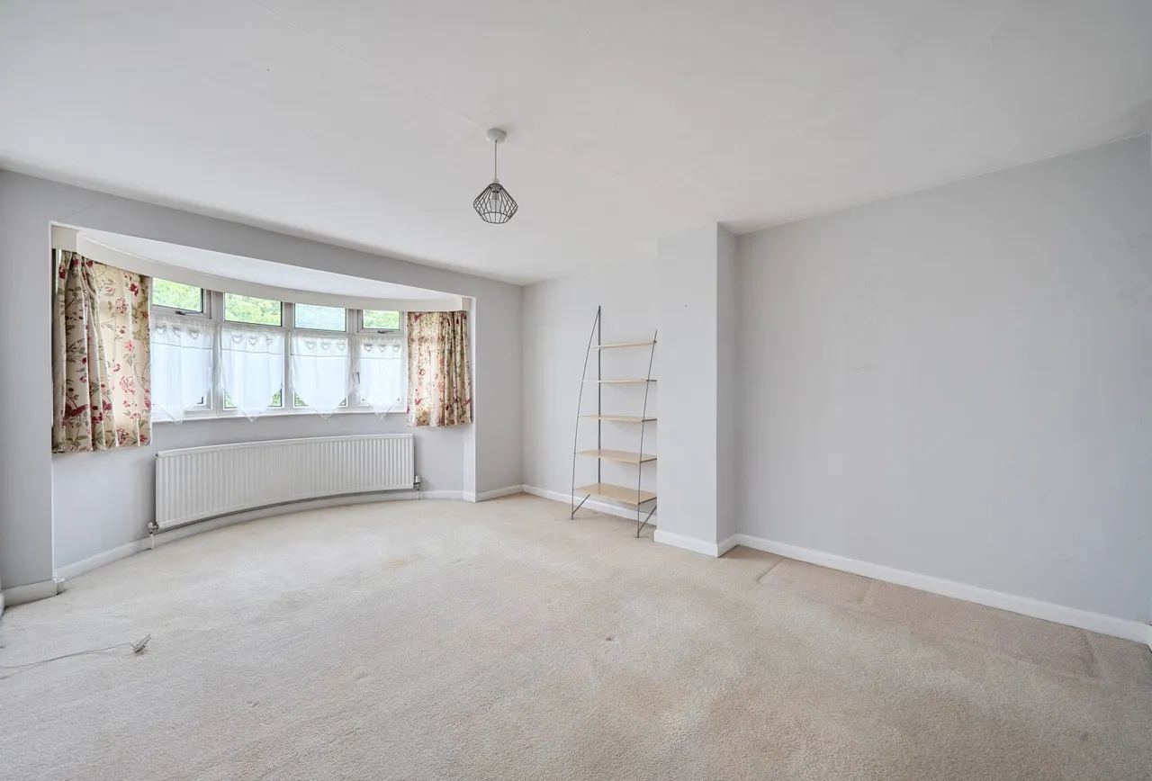 Downfield, Worcester Park, KT4 7LE, photo 11