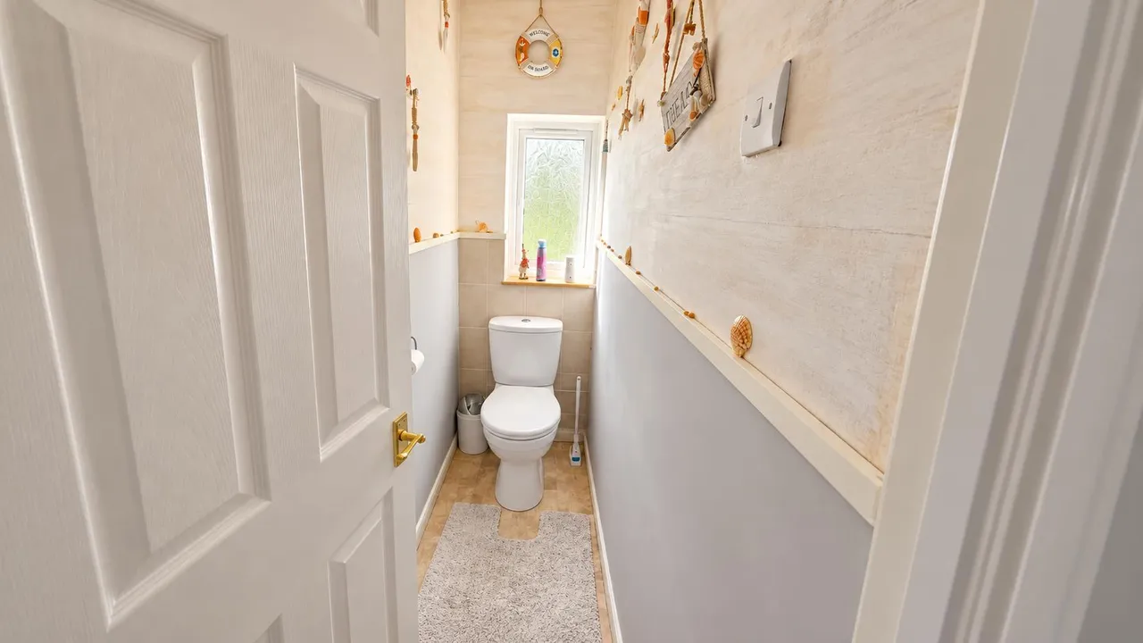 Tamar Drive, Aveley, RM15, photo 13