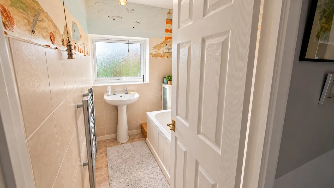 Tamar Drive, Aveley, RM15, photo 12