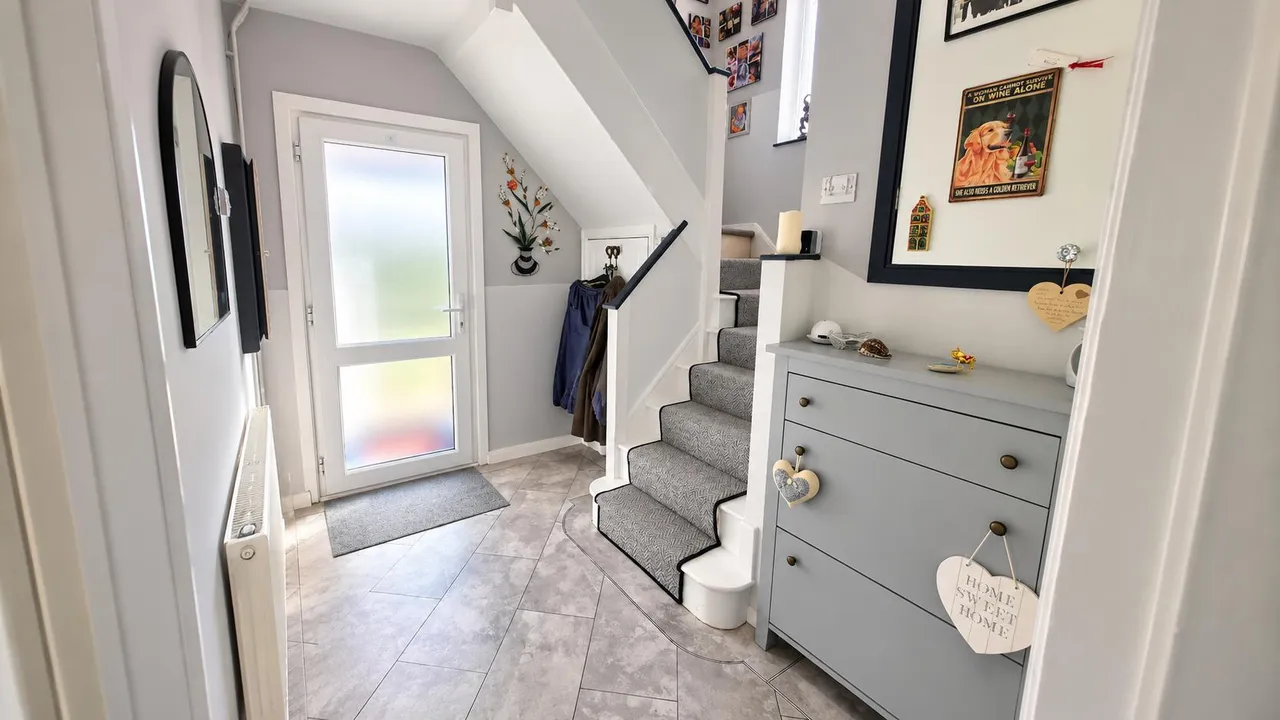 Tamar Drive, Aveley, RM15, photo 7