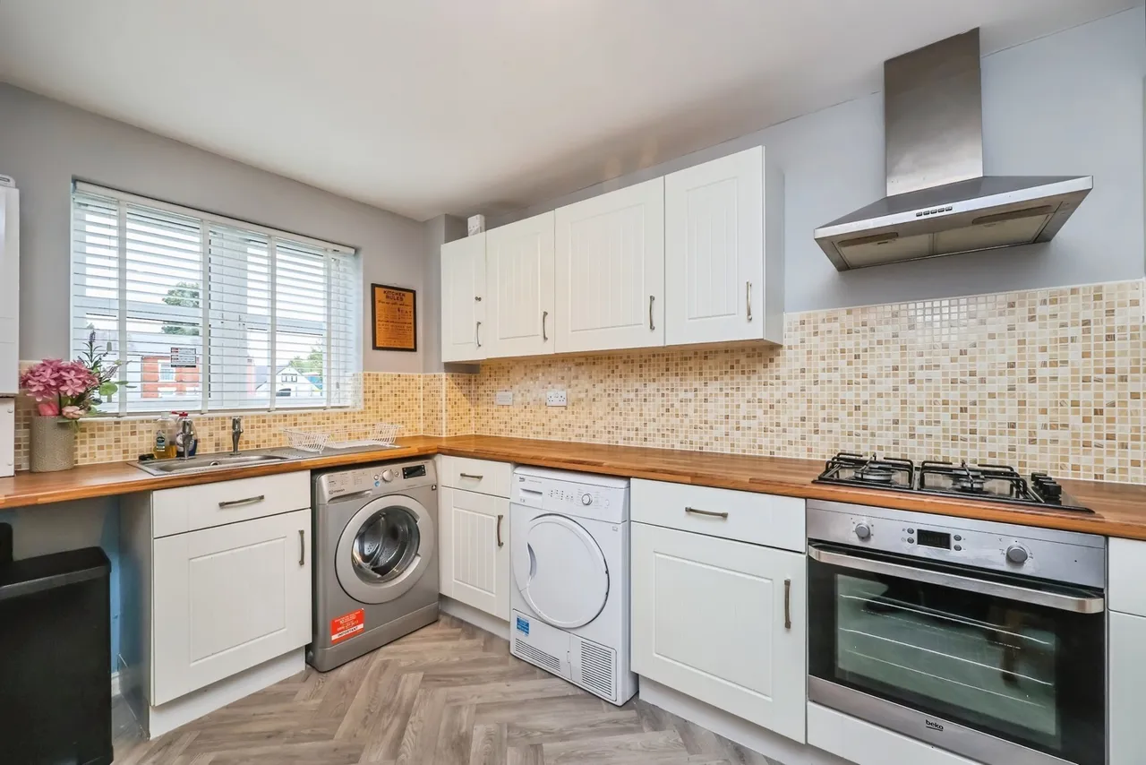 Bencaunt Grove, Hucknall, NG15, photo 4