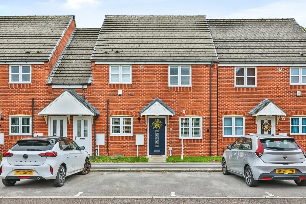 2 bed flat for sale, Bencaunt Grove, Hucknall, NG15