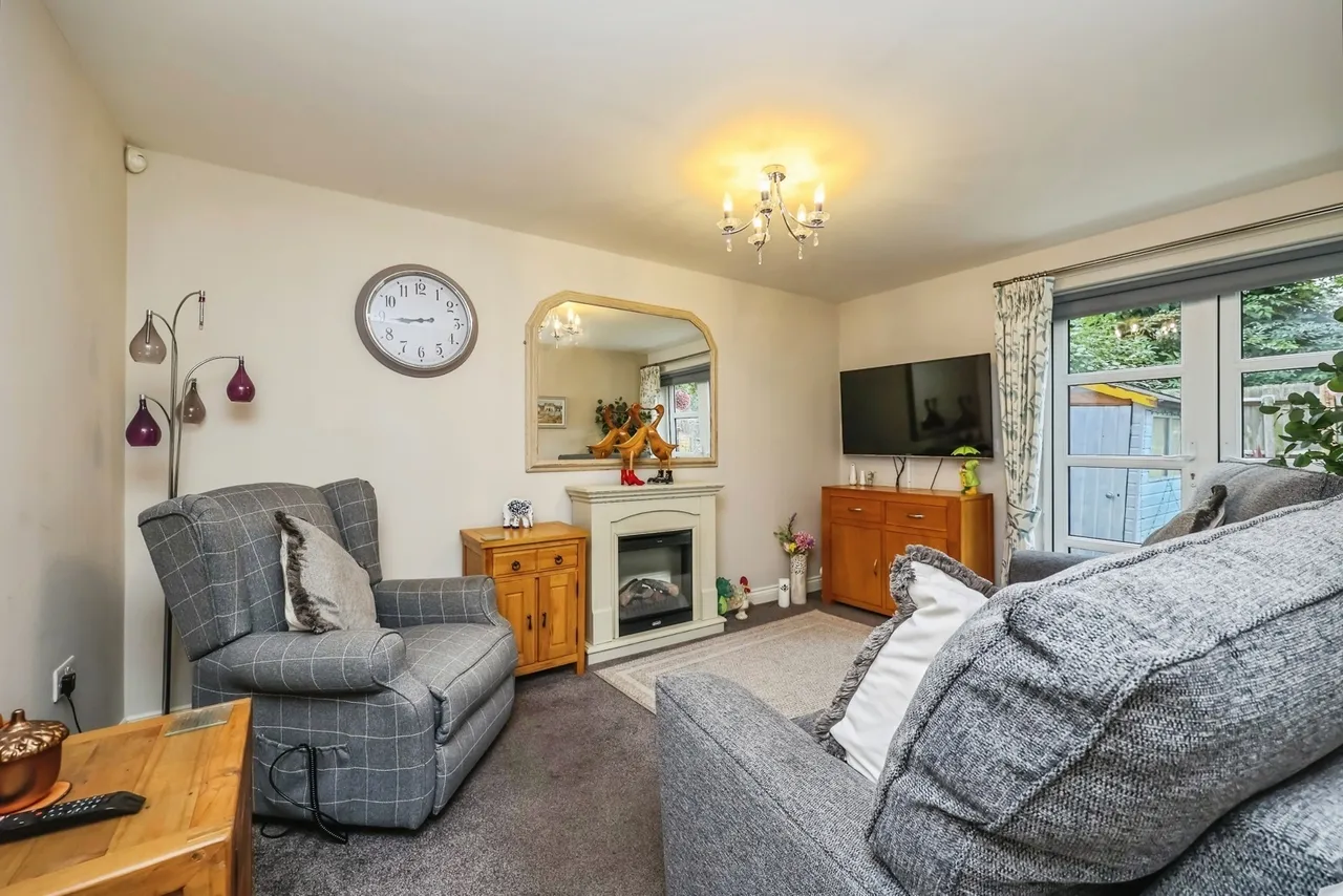 Bencaunt Grove, Hucknall, NG15, photo 6