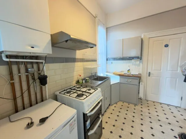 Wells road, BA2, photo 6