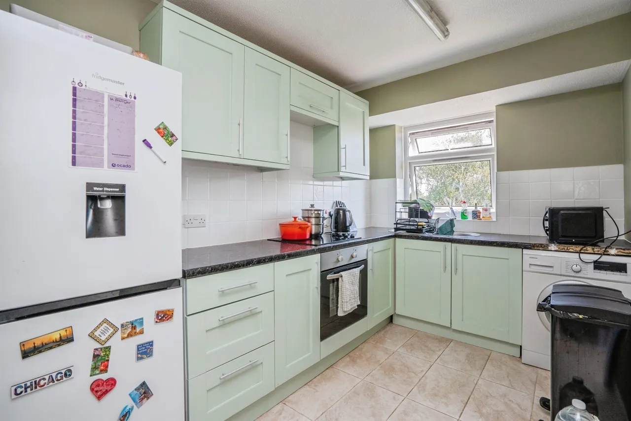 Dandelion Close, Gosport, PO13, photo 5