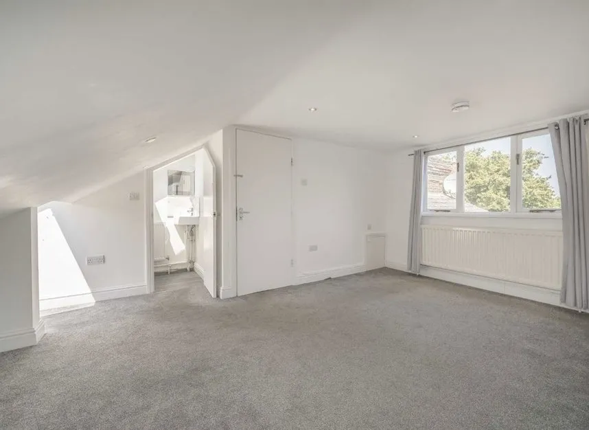 Northfield Avenue, W13, photo 4