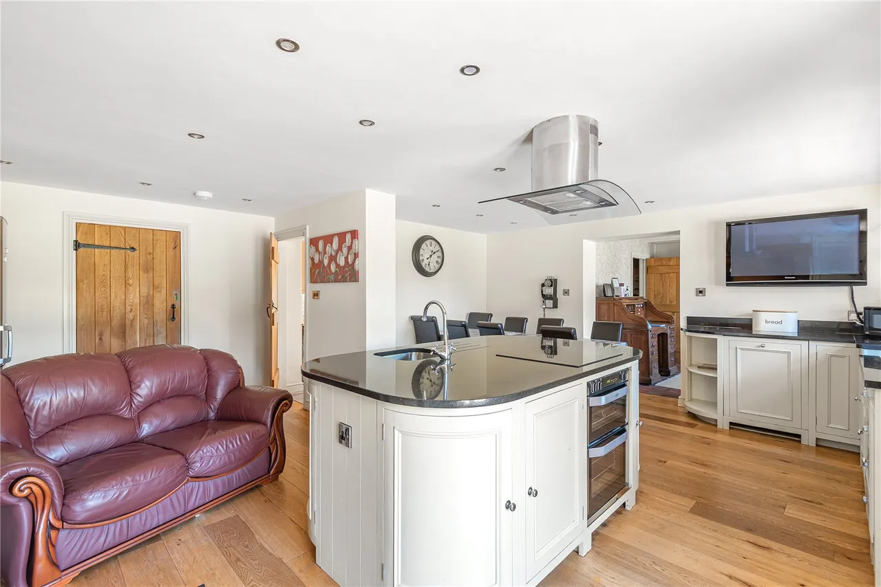 Llangammarch Wells, Powys, LD4 4EW, photo 4