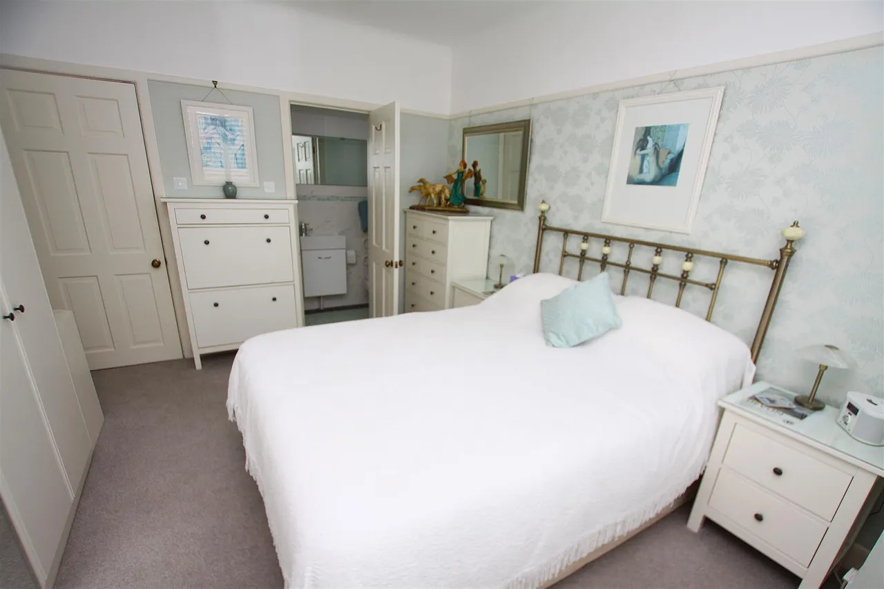 Minterne Road, Bournemouth, photo 11