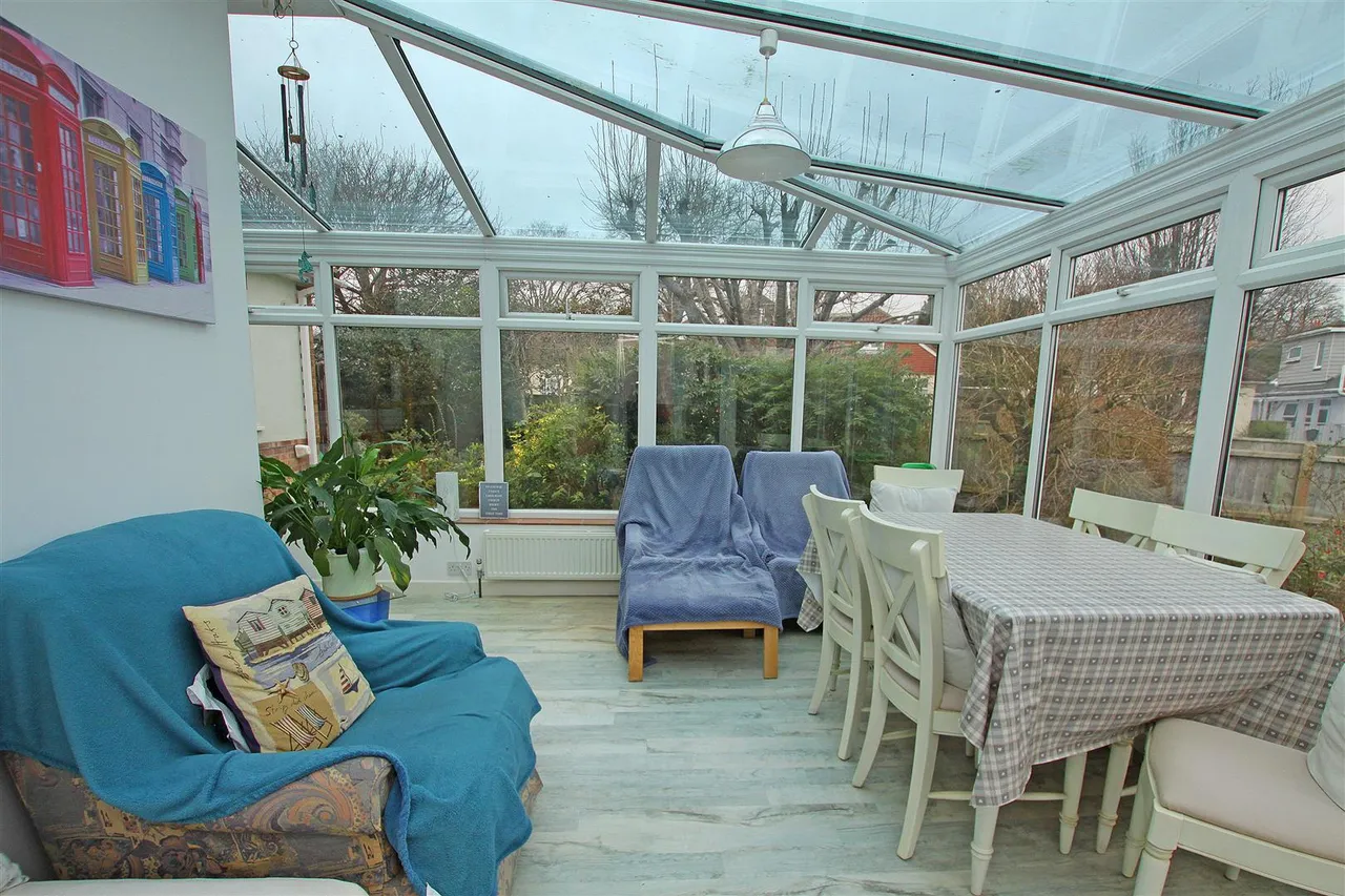 Minterne Road, Bournemouth, photo 9