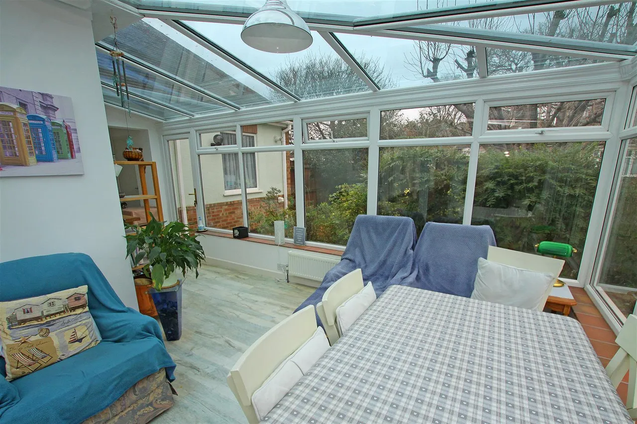 Minterne Road, Bournemouth, photo 8